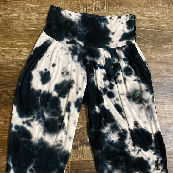 White Mark tie dye Pants - Picture 3 of 6